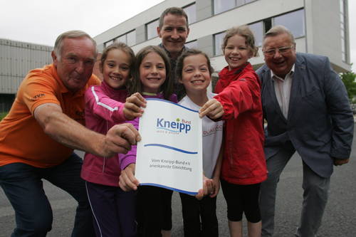 tl_files/dualingo_neu/News 2014 2015/Kneippfeier_1.jpg